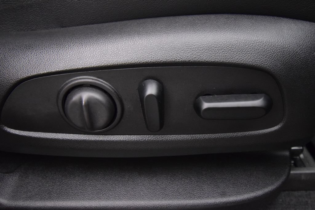 Used 2021 Chevrolet Traverse High Country w/ LPO, Floor Liner Package FWD image 33
