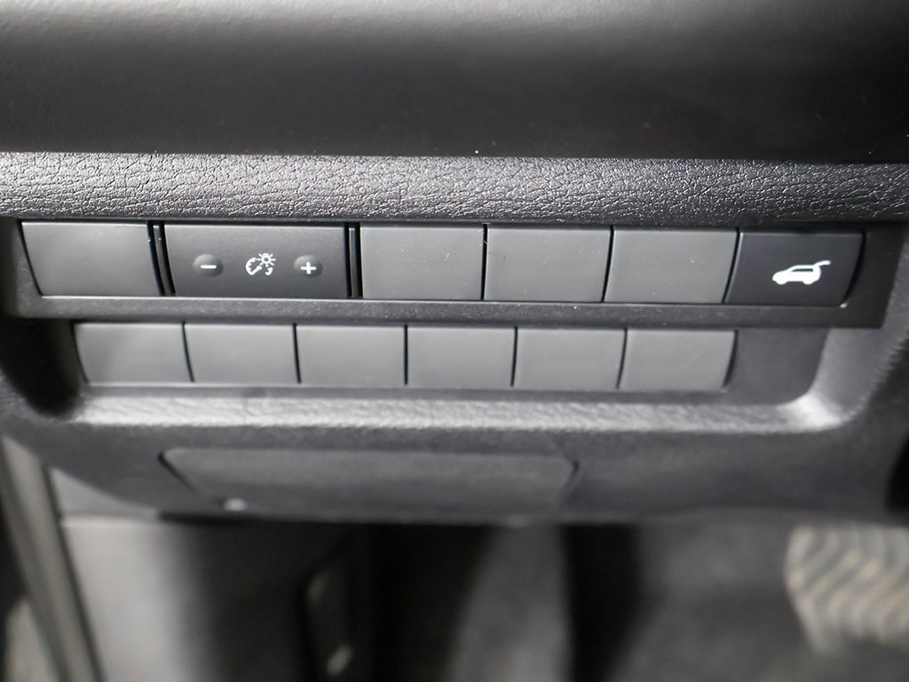 New 2025 Mitsubishi Outlander SE image 41