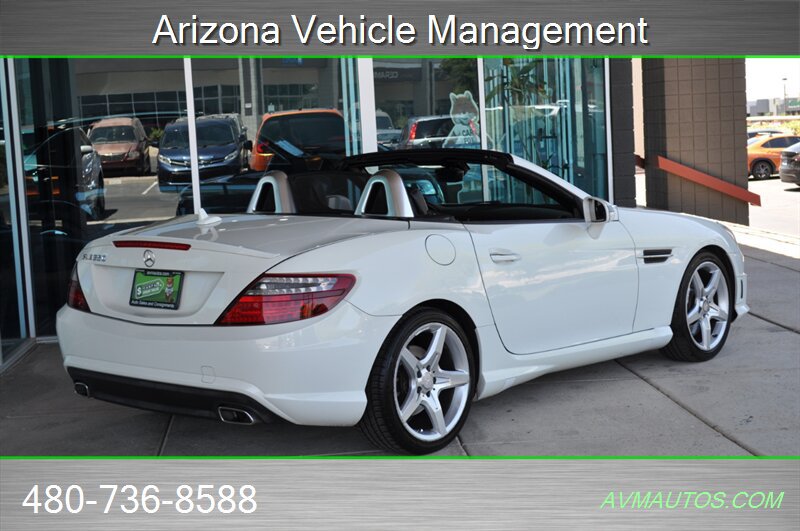 Used 2012 Mercedes-Benz SLK 350 image 12