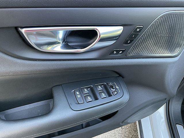Certified 2023 Volvo S60 B5 Plus w/ Climate Package FWD image 17