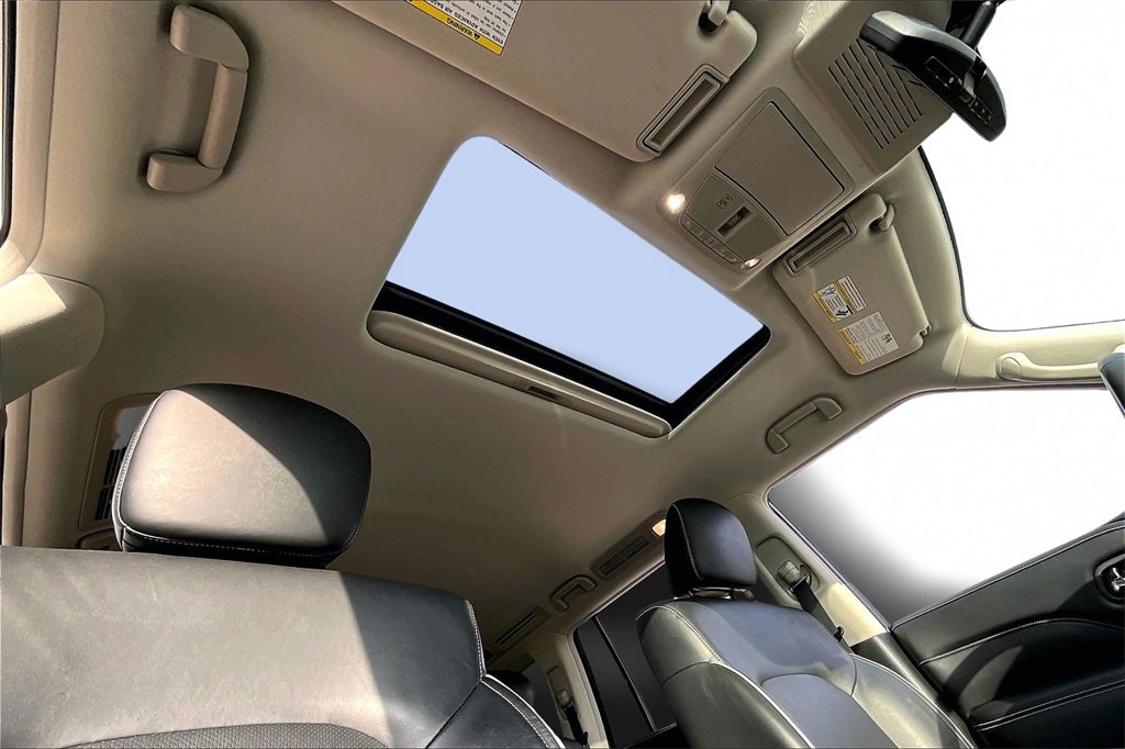 Used 2021 INFINITI QX80 Premium Select w/ Cargo Package image 17