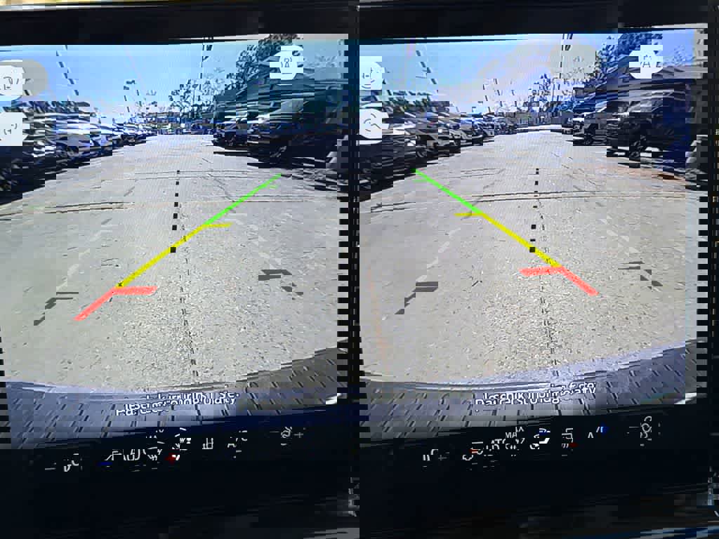 Used 2024 Ford Transit 350 XLT image 26