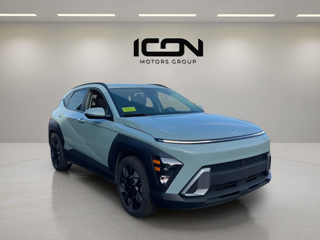 Used 2025 Hyundai Kona SEL FWD image 3