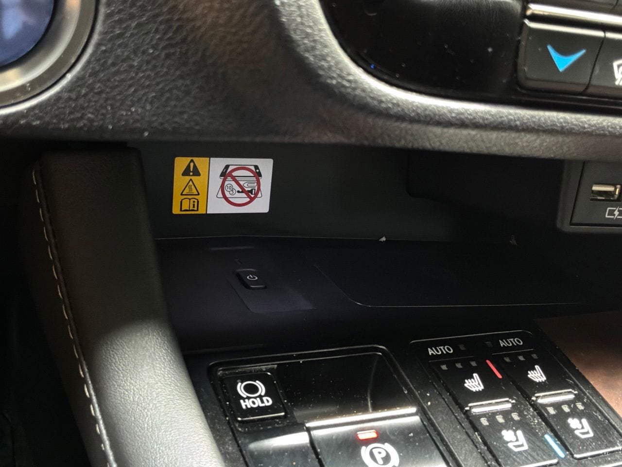Used 2022 Lexus RX 450h AWD w/ Premium Package image 32