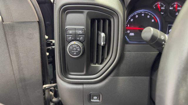 Used 2019 Chevrolet Silverado 1500 Custom w/ Custom Value Package RWD image 23