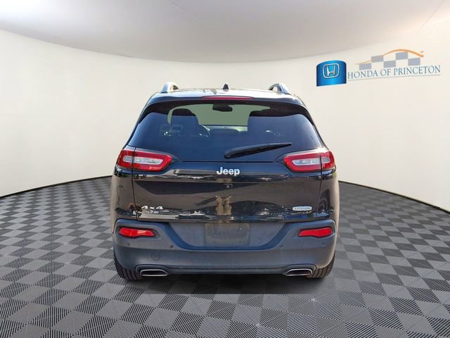 Used 2017 Jeep Cherokee Latitude w/ Comfort/Convenience Group AWD/4WD image 5