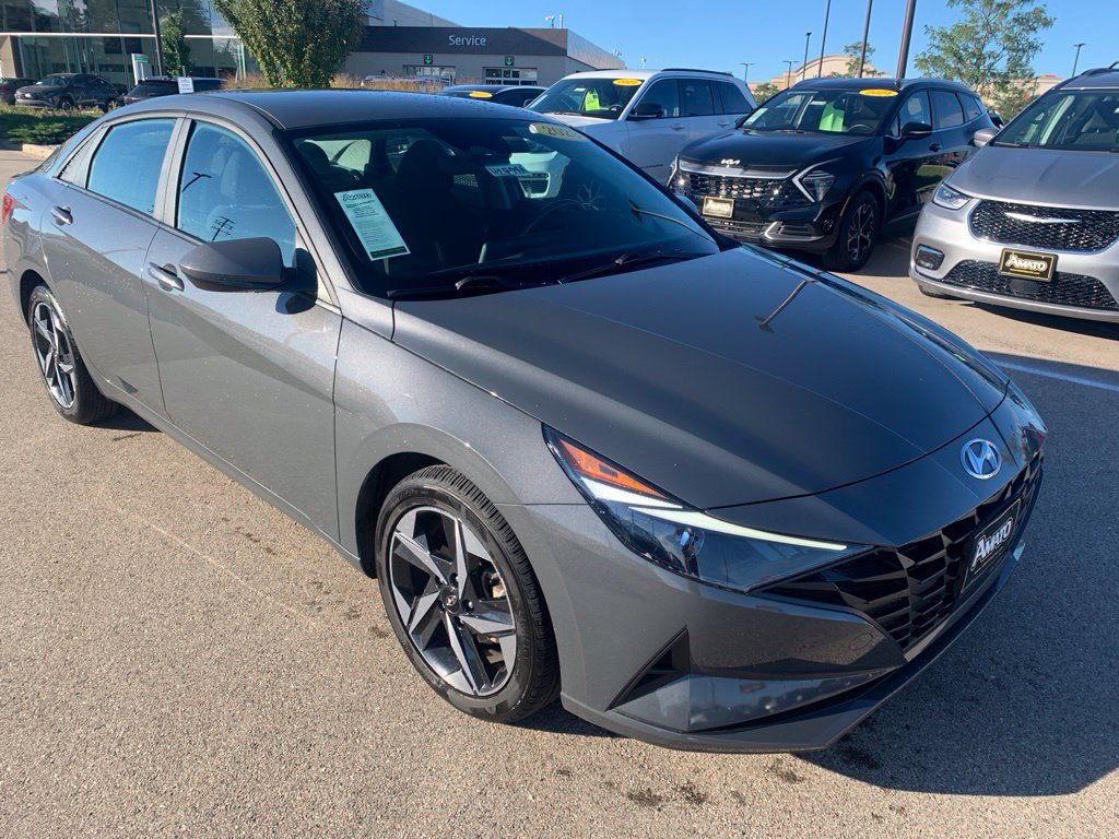 Used 2023 Hyundai Elantra SEL w/ Convenience Package FWD image 7