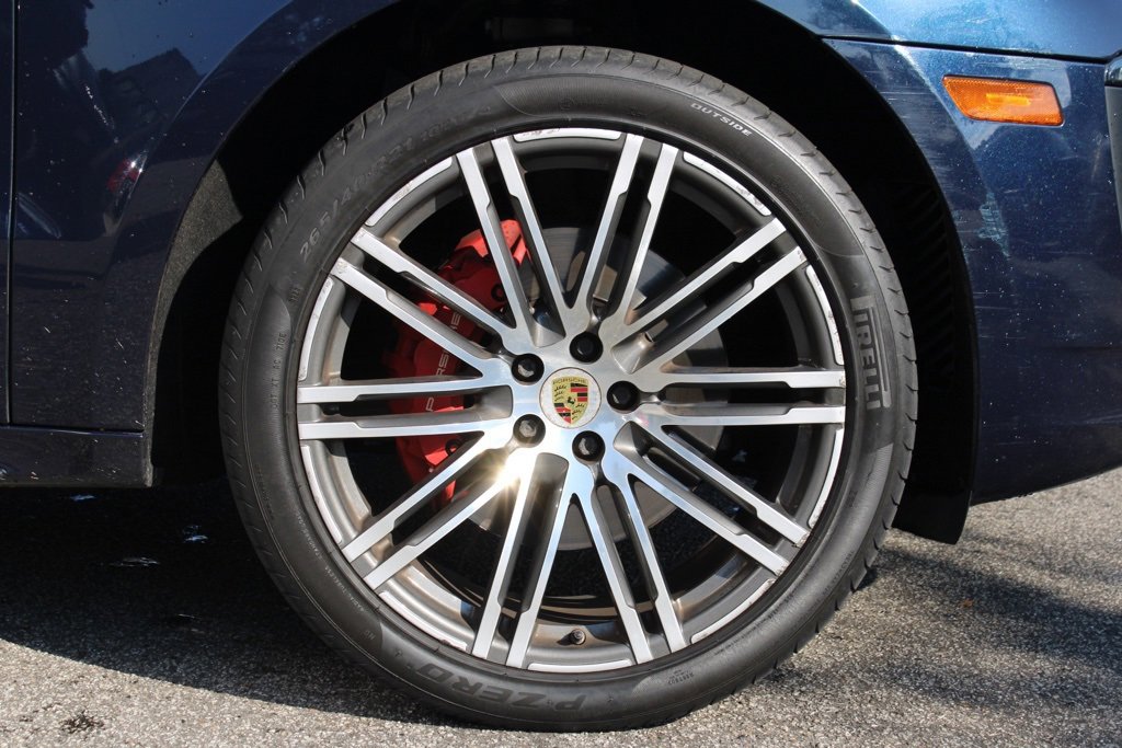 Used 2017 Porsche Macan GTS image 16