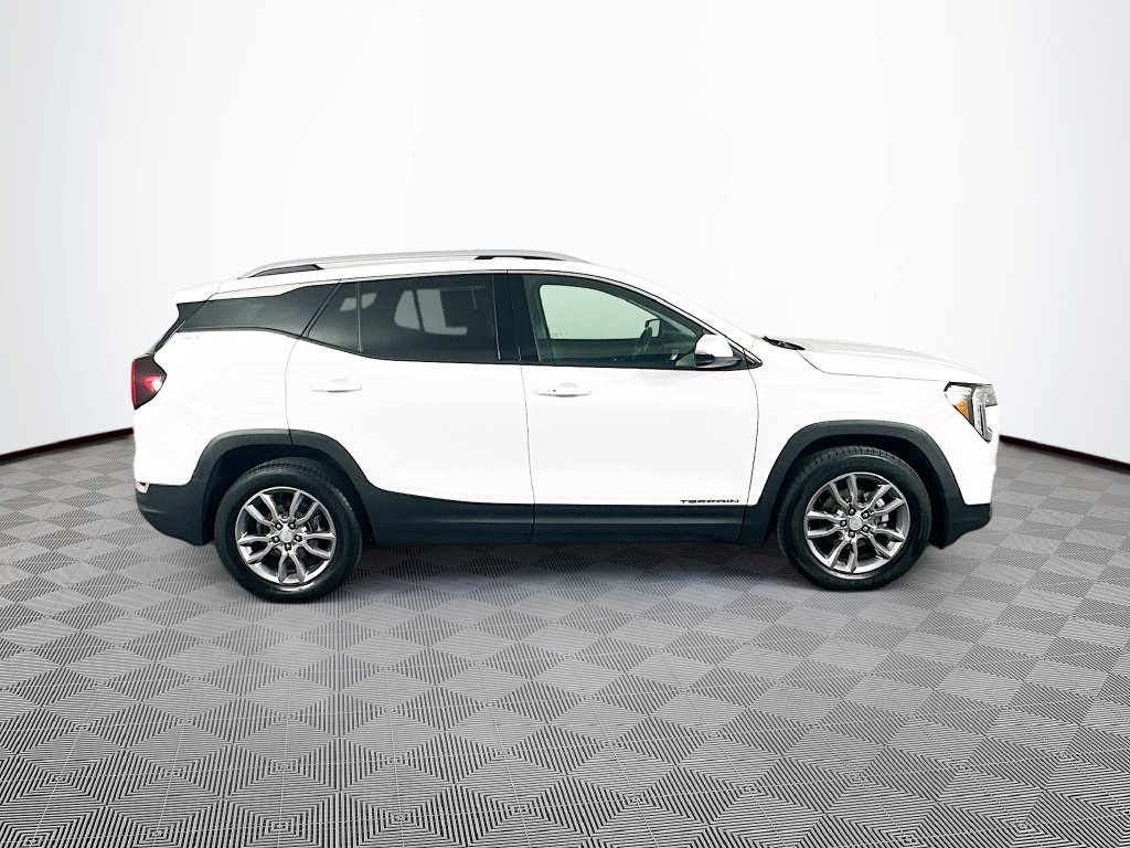 Used 2024 GMC Terrain SLT FWD image 12
