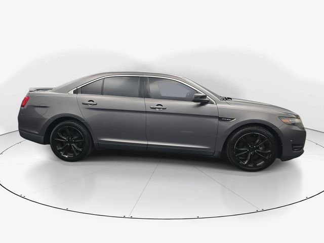 Used 2013 Ford Taurus SHO image 9