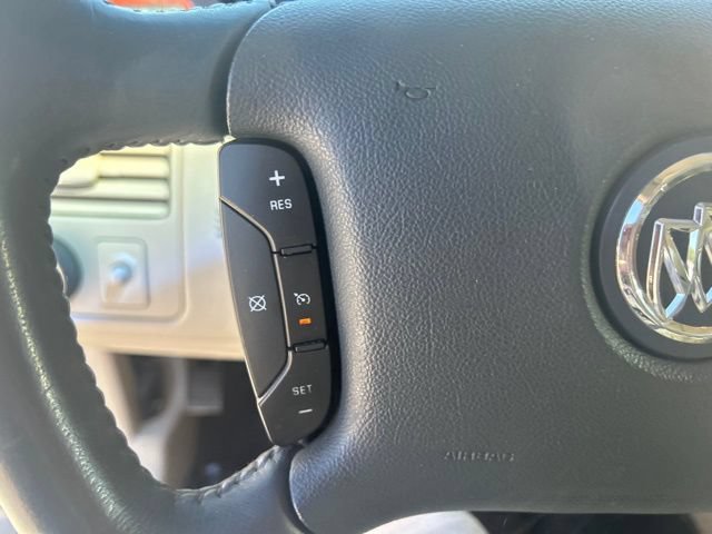 Used 2006 Buick Lucerne CXS w/ Driver Confidence Package FWD image 17