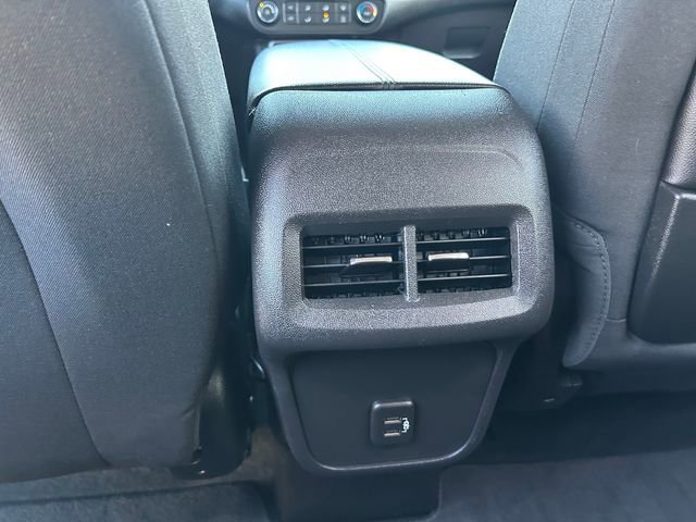 Used 2024 GMC Terrain SLE image 16