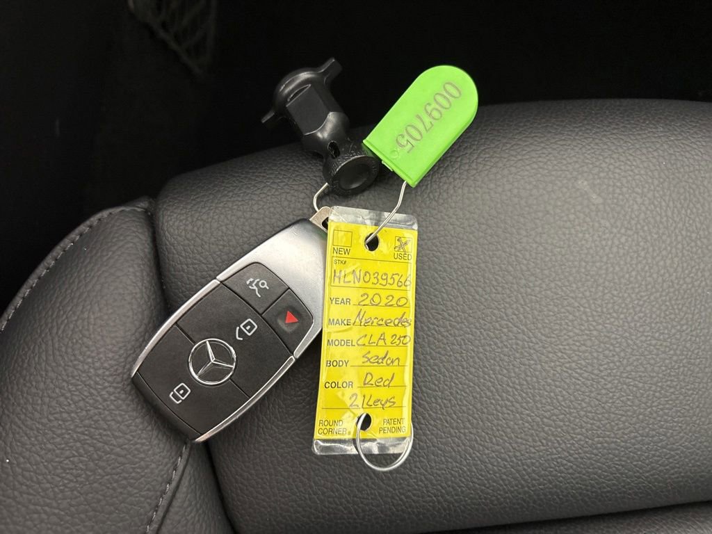 Used 2020 Mercedes-Benz CLA 250 4MATIC image 35