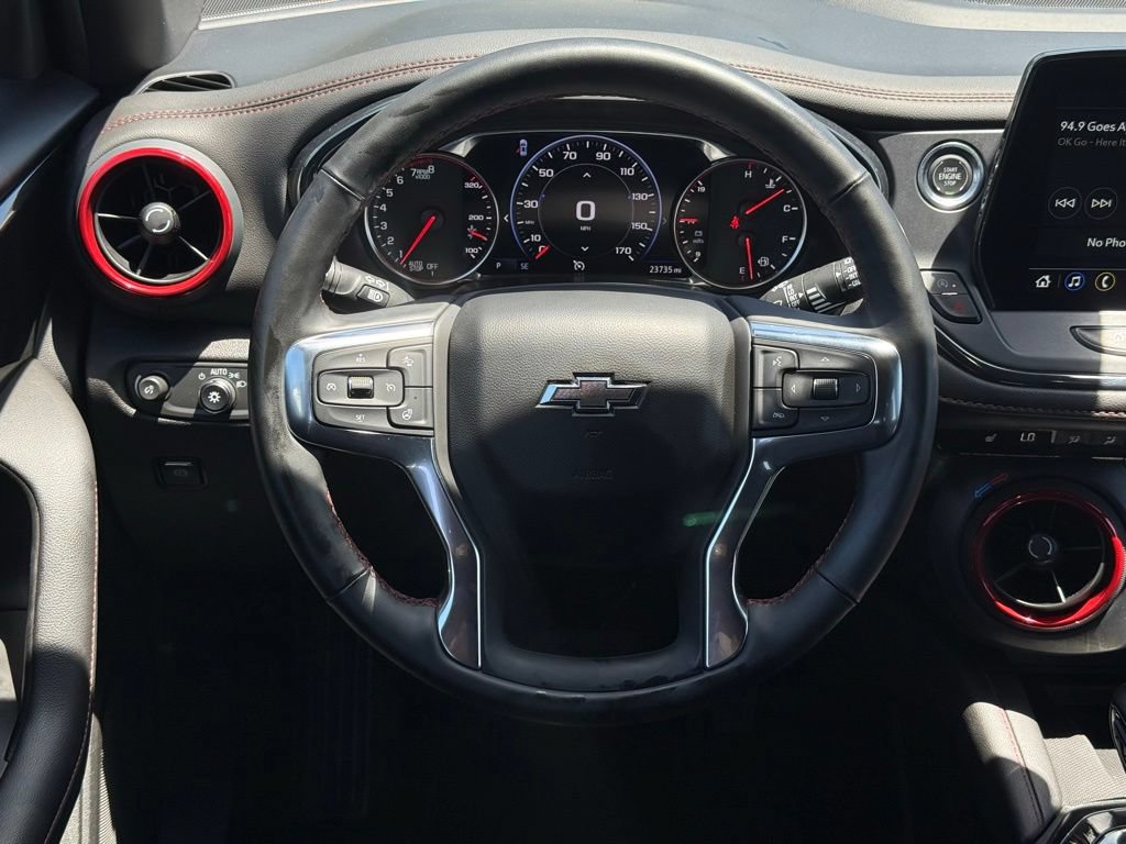 Used 2025 Chevrolet Blazer RS FWD image 13