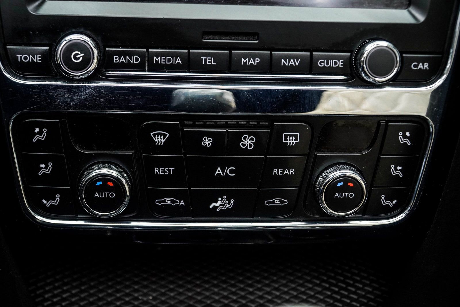 Used 2017 Bentley Continental GT image 23