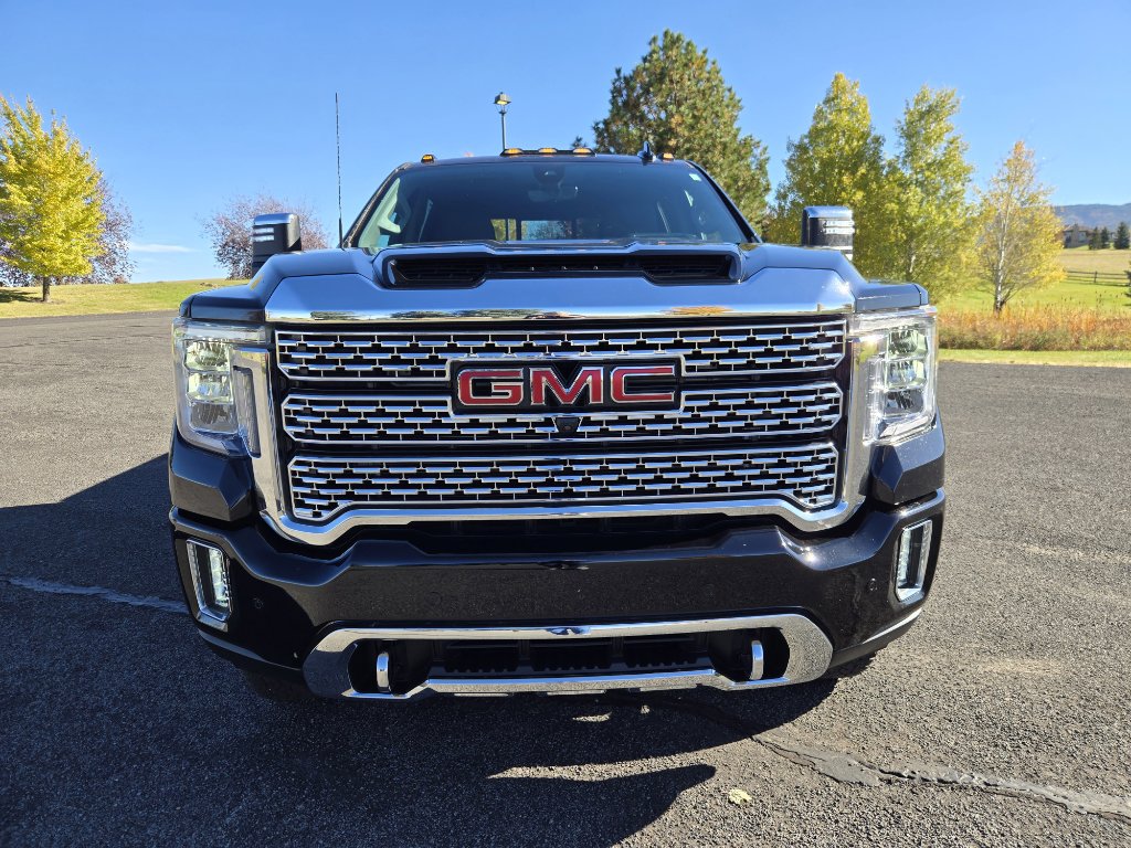 Used 2020 GMC Sierra 3500 Denali image 3