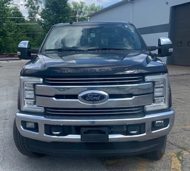 Used 2019 Ford F350 Lariat w/ Lariat Ultimate Package AWD/4WD image 3