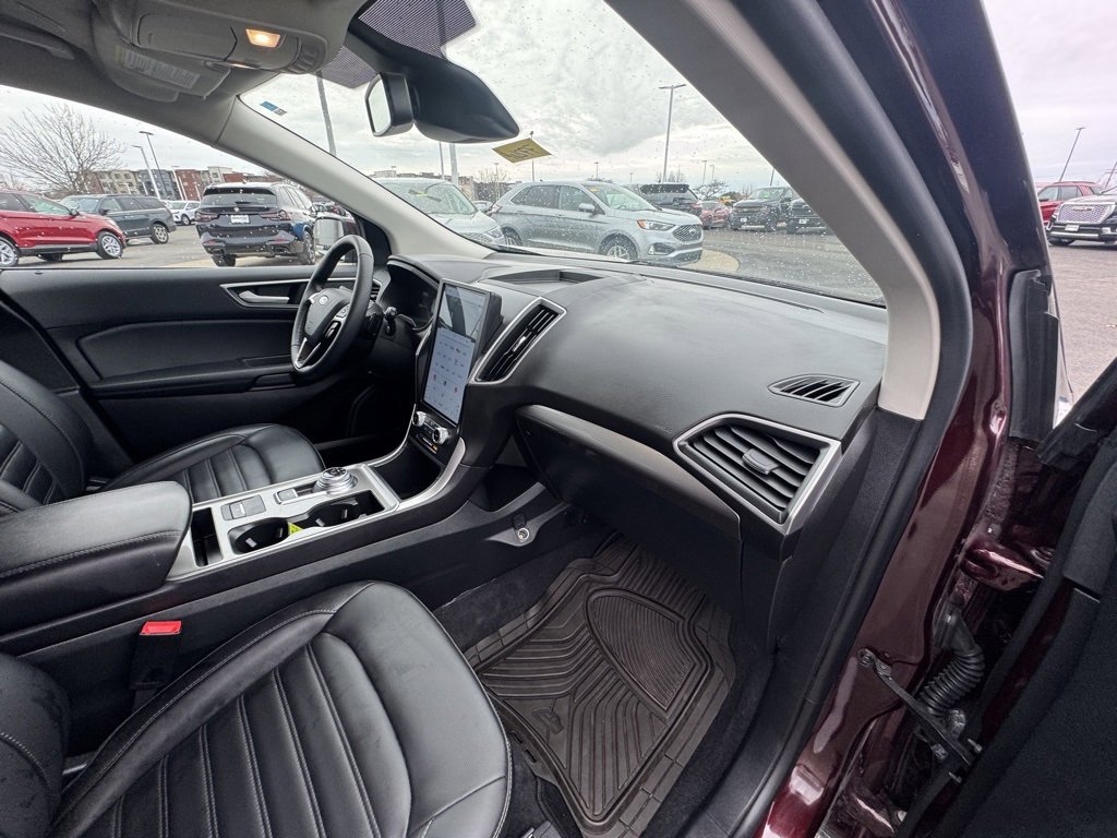 Certified 2024 Ford Edge SEL w/ Convenience Package image 14