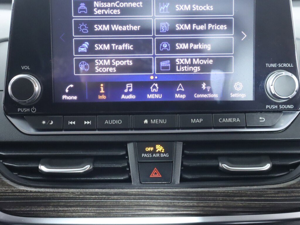 Used 2020 Nissan Altima 2.5 SL FWD image 21