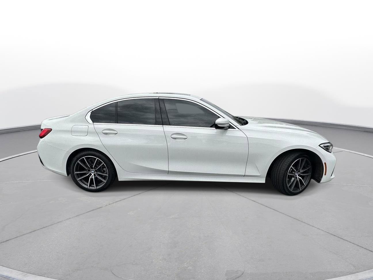 Used 2020 BMW 330i Sedan w/ Convenience Package RWD image 5