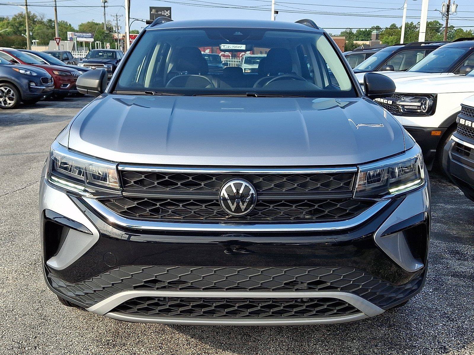 Used 2024 Volkswagen Taos S AWD/4WD image 2
