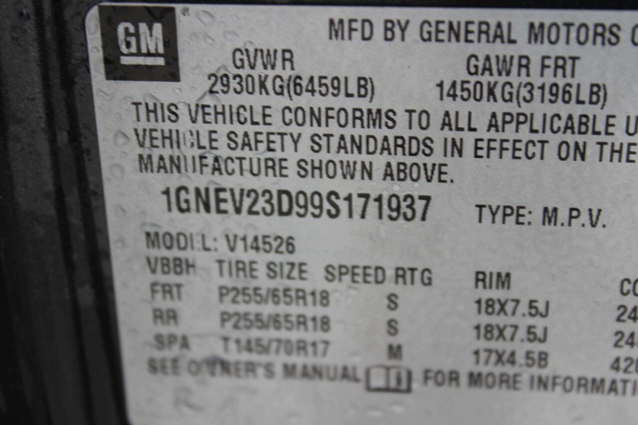 Used 2009 Chevrolet Traverse LT image 12