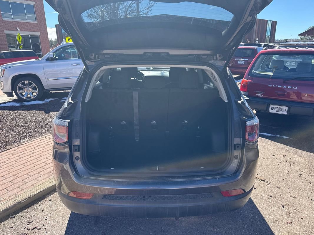 Used 2018 Jeep Compass Sport image 14
