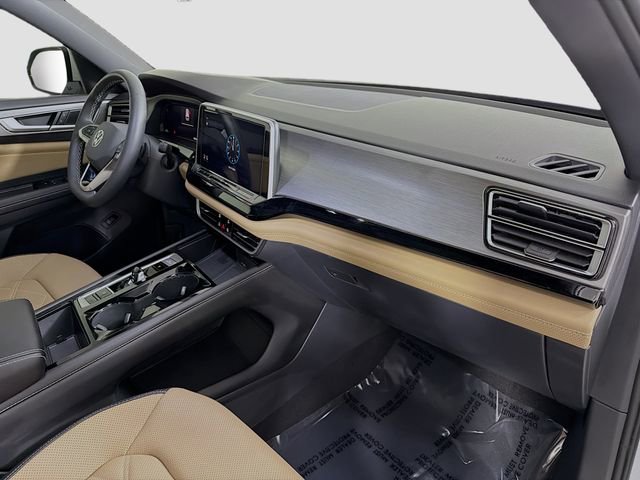 Used 2024 Volkswagen Atlas Cross Sport SE image 29