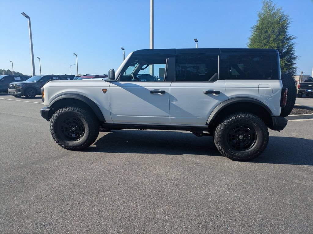 New 2026 Ford Bronco Badlands w/ Sasquatch Package AWD/4WD image 7