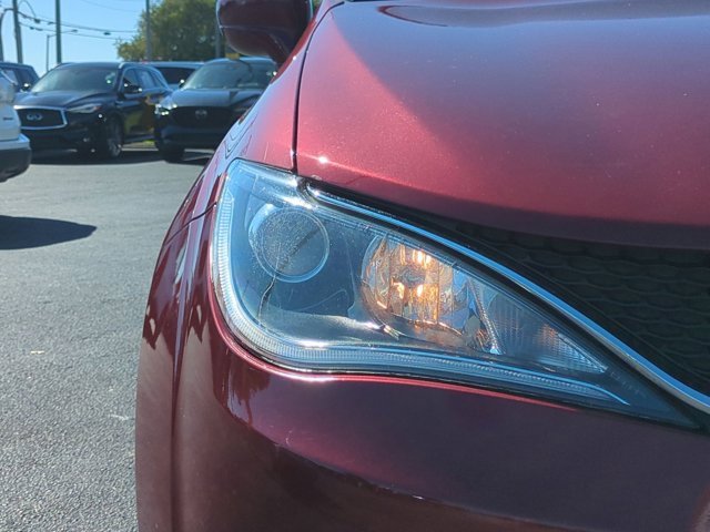 Used 2020 Chrysler Pacifica Touring-L image 11