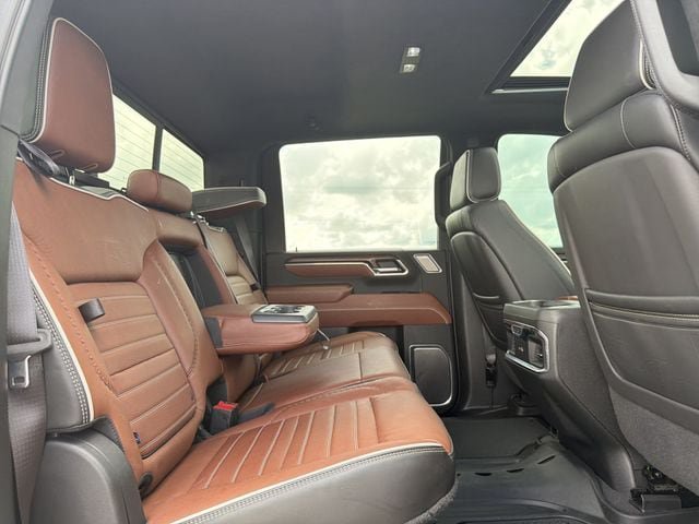Used 2024 GMC Sierra 2500 Denali Ultimate AWD/4WD image 19