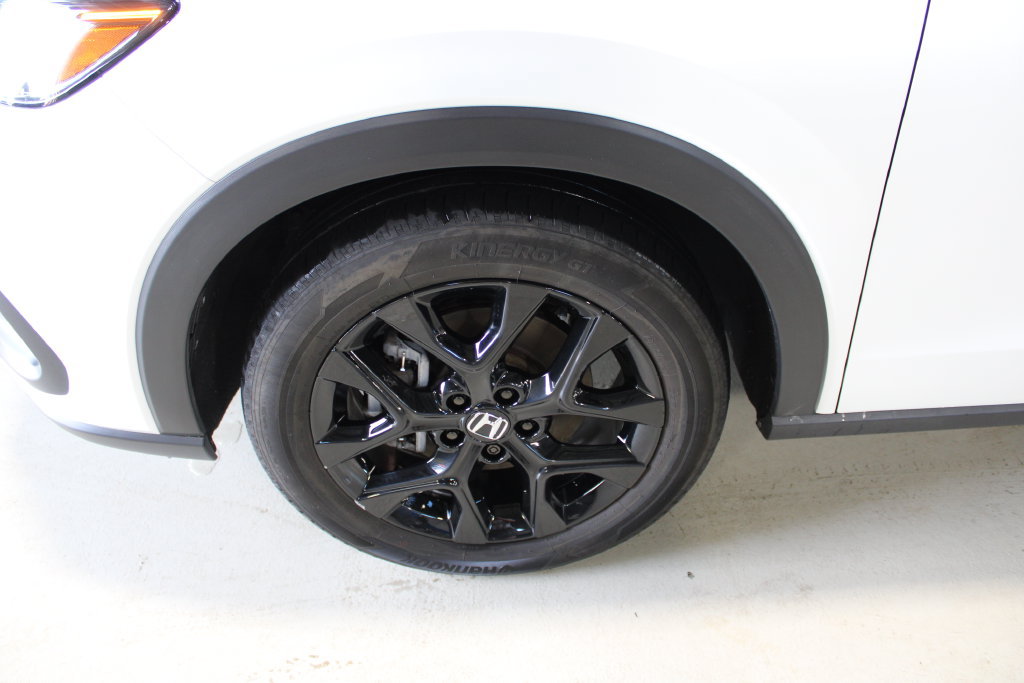 Used 2024 Honda HR-V Sport image 10