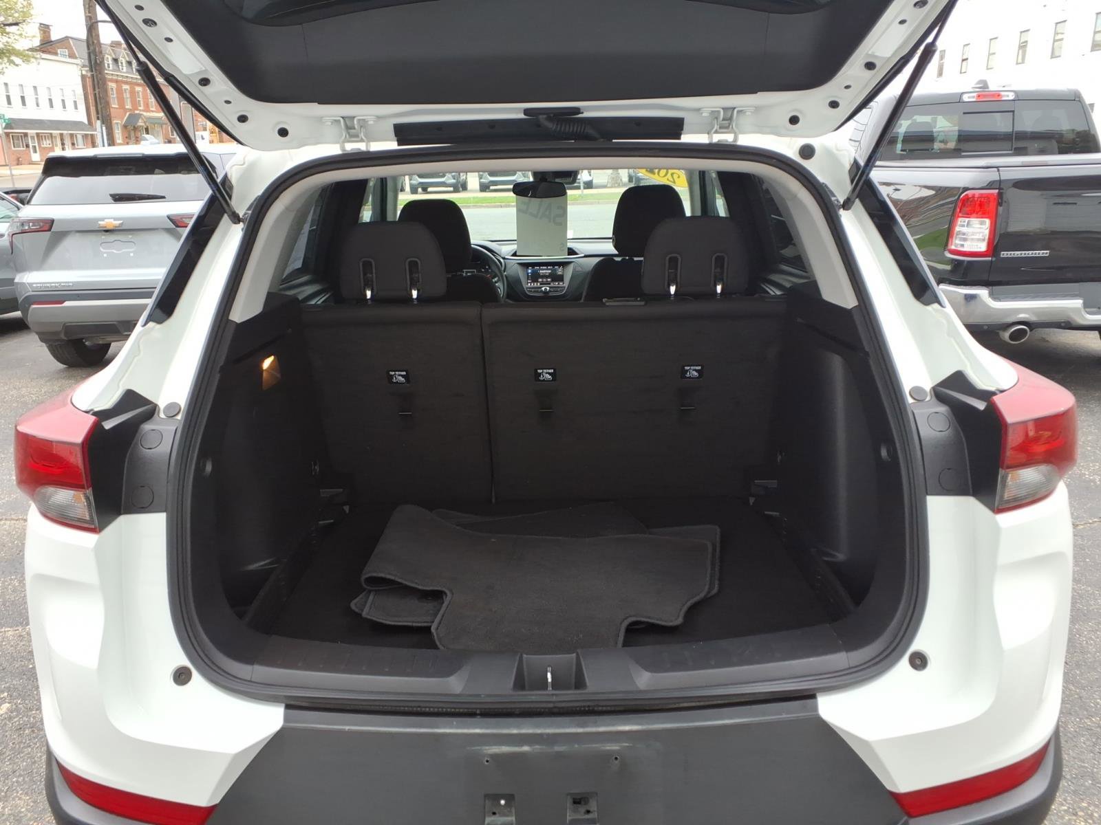 Certified 2023 Chevrolet TrailBlazer LT FWD image 17