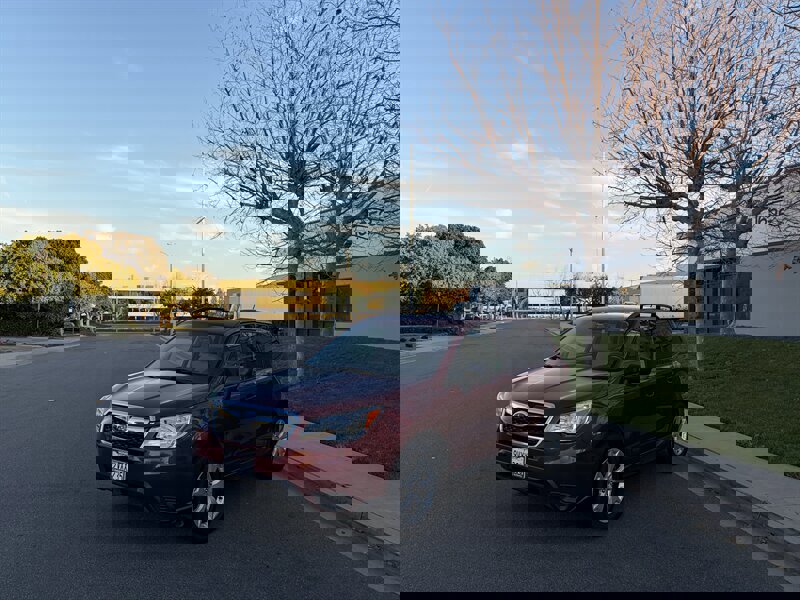 Used 2015 Subaru Forester 2.5i w/ Alloy Wheel Package image 8