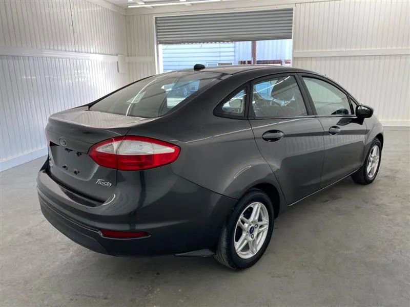 Used 2019 Ford Fiesta SE image 6