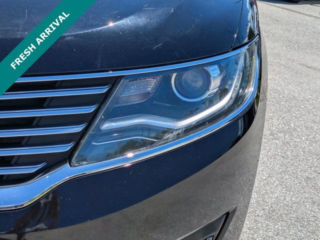 Used 2018 Lincoln MKX Premiere image 10