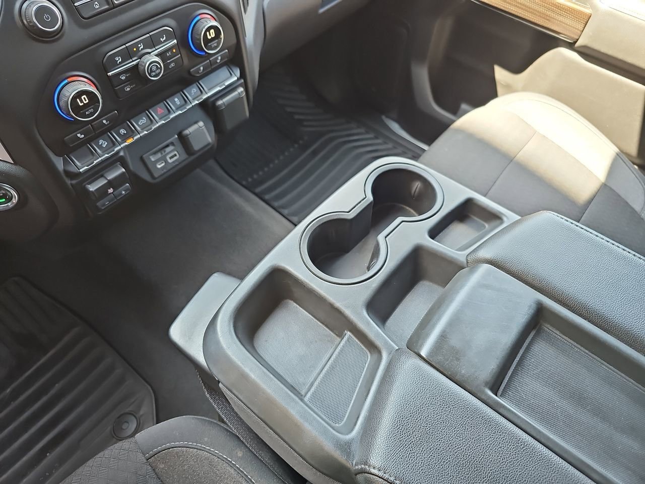 Used 2020 Chevrolet Silverado 1500 LT w/ All-Star Edition AWD/4WD image 28