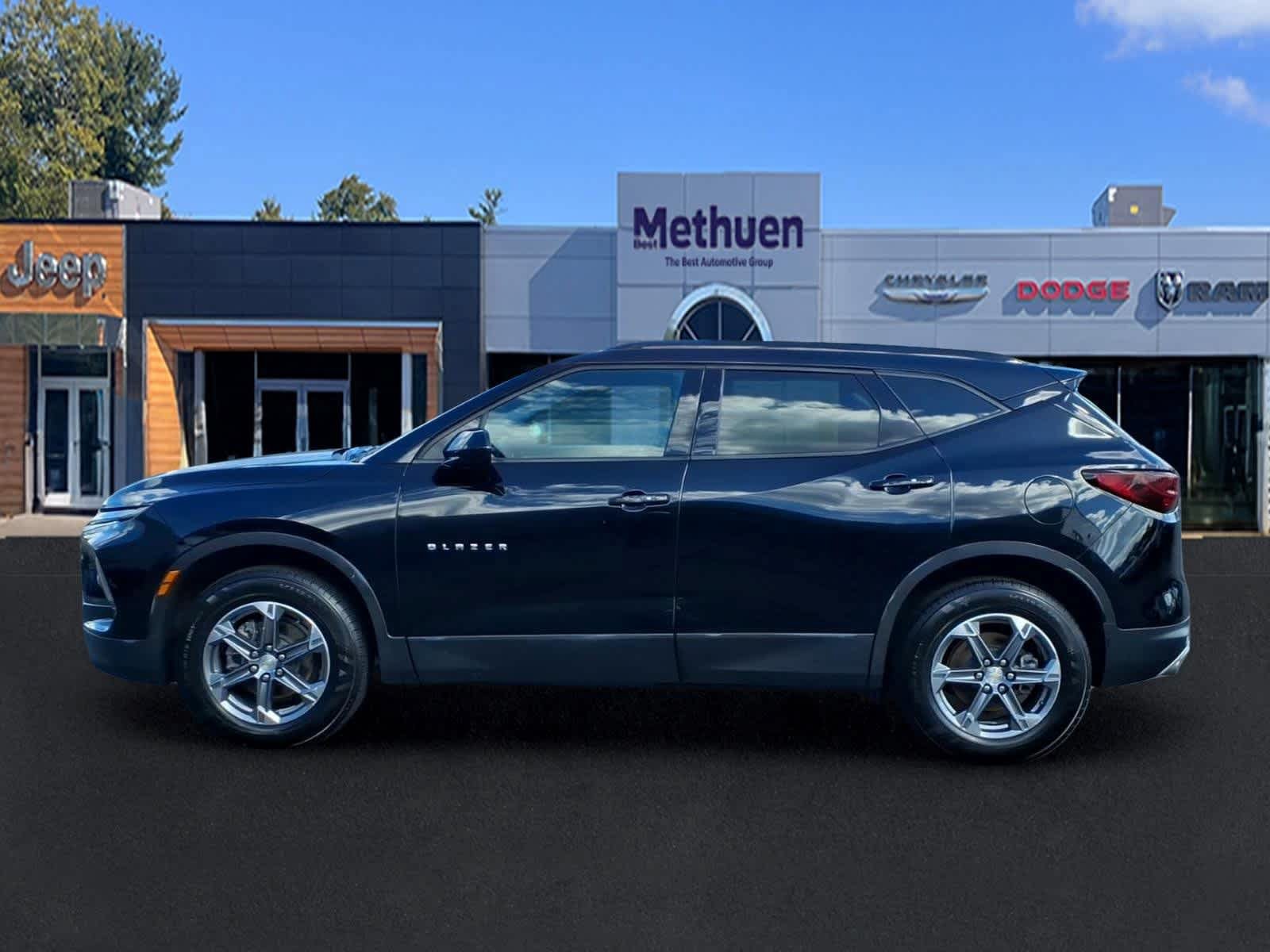 Used 2023 Chevrolet Blazer LT w/ Convenience Package AWD/4WD image 8