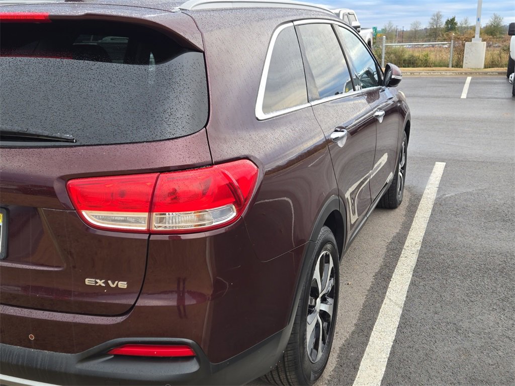 Used 2016 Kia Sorento EX w/ EX Premium Package image 4