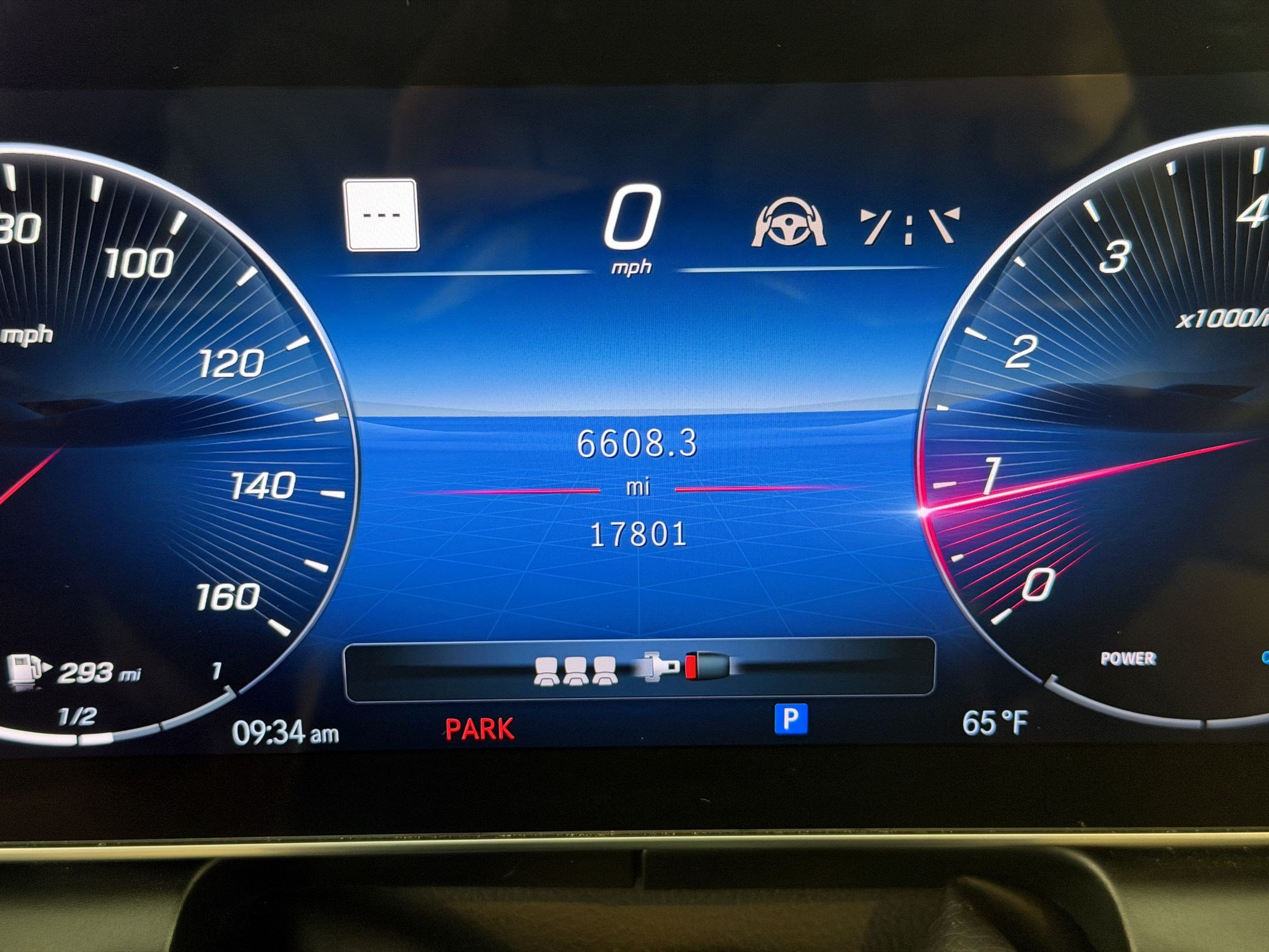Used 2024 Mercedes-Benz GLC 300 4MATIC image 22