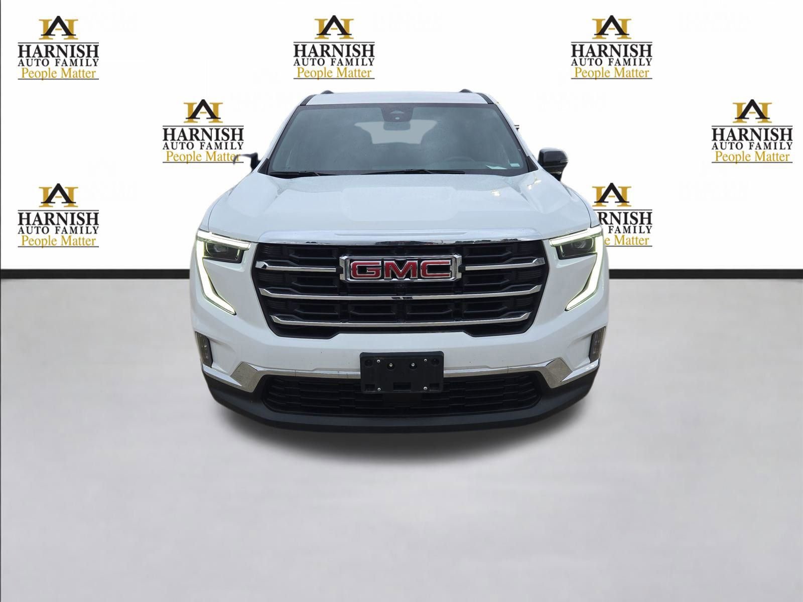 Used 2024 GMC Acadia Elevation image 9
