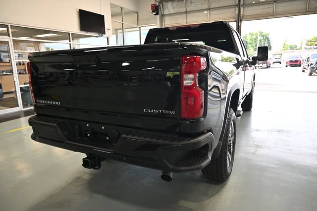 New 2026 Chevrolet Silverado 2500 Custom w/ Custom Value Package AWD/4WD image 5