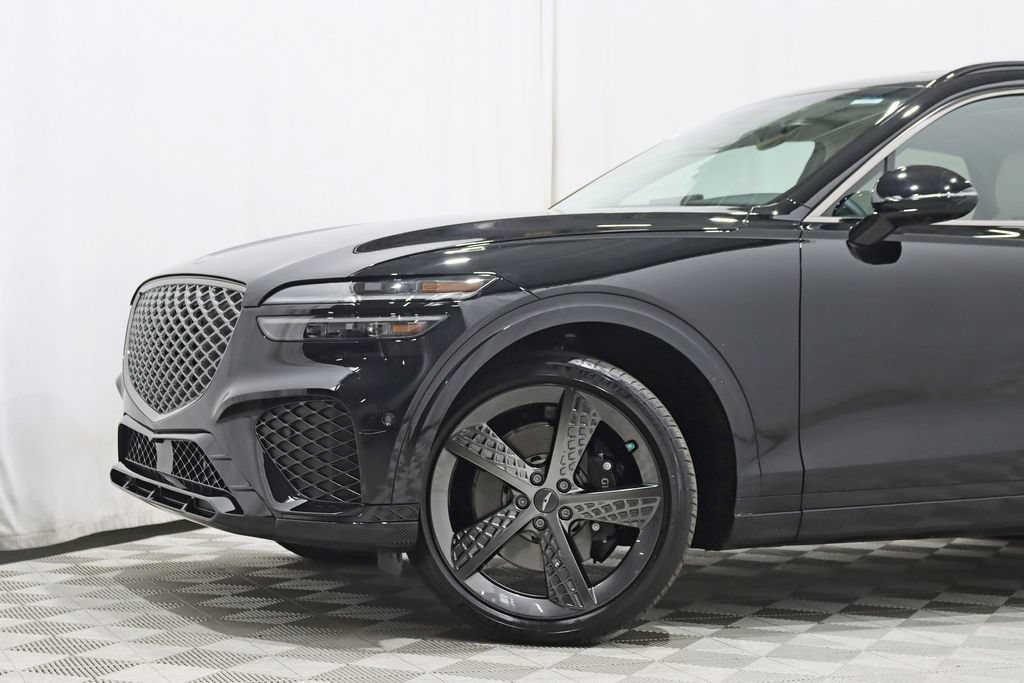 Used 2025 Genesis GV70 3.5T Sport w/ Sport Advanced Package AWD/4WD image 2