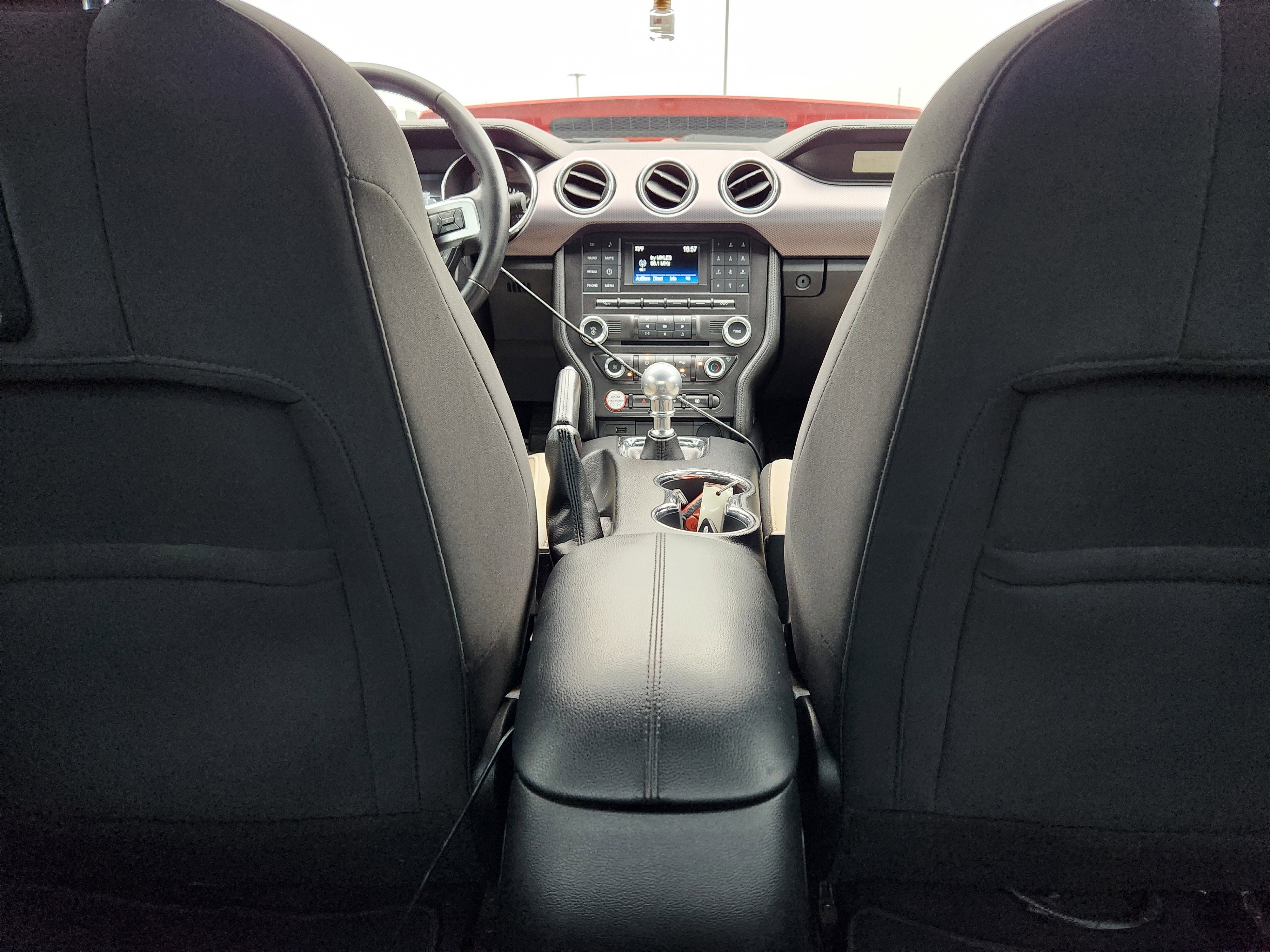 Used 2016 Ford Mustang GT RWD image 11