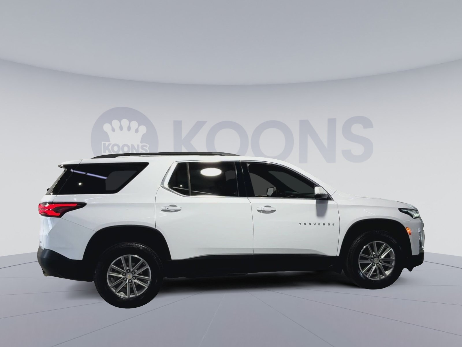 Used 2023 Chevrolet Traverse LT AWD/4WD image 12