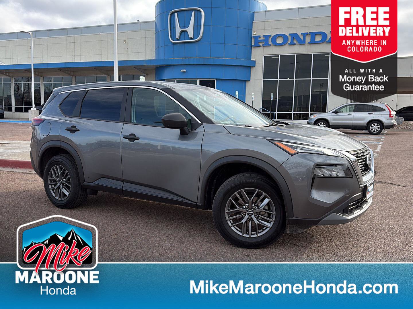 Used 2023 Nissan Rogue S image 1