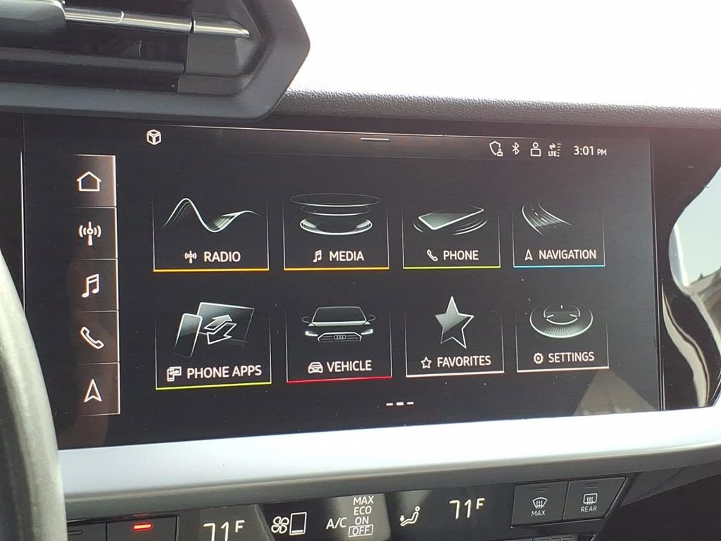 Used 2024 Audi A3 2.0T Premium image 23