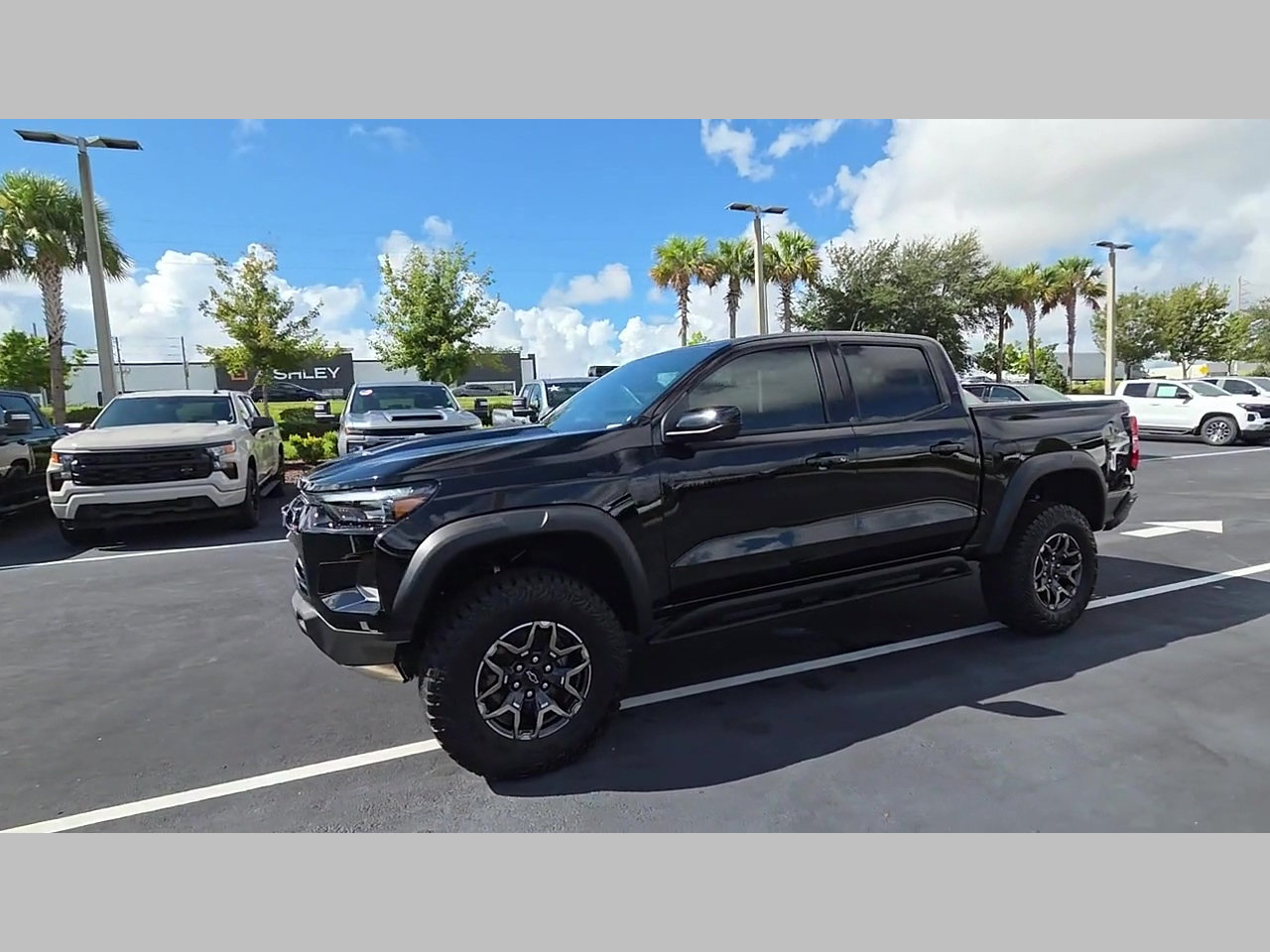 New 2026 Chevrolet Colorado ZR2 w/ Technology Package AWD/4WD image 26