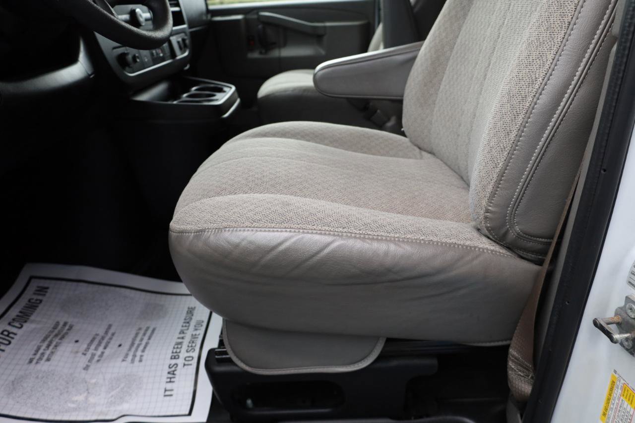 Used 2020 Chevrolet Express 3500 LT w/ LT Preferred Equipment Group image 6