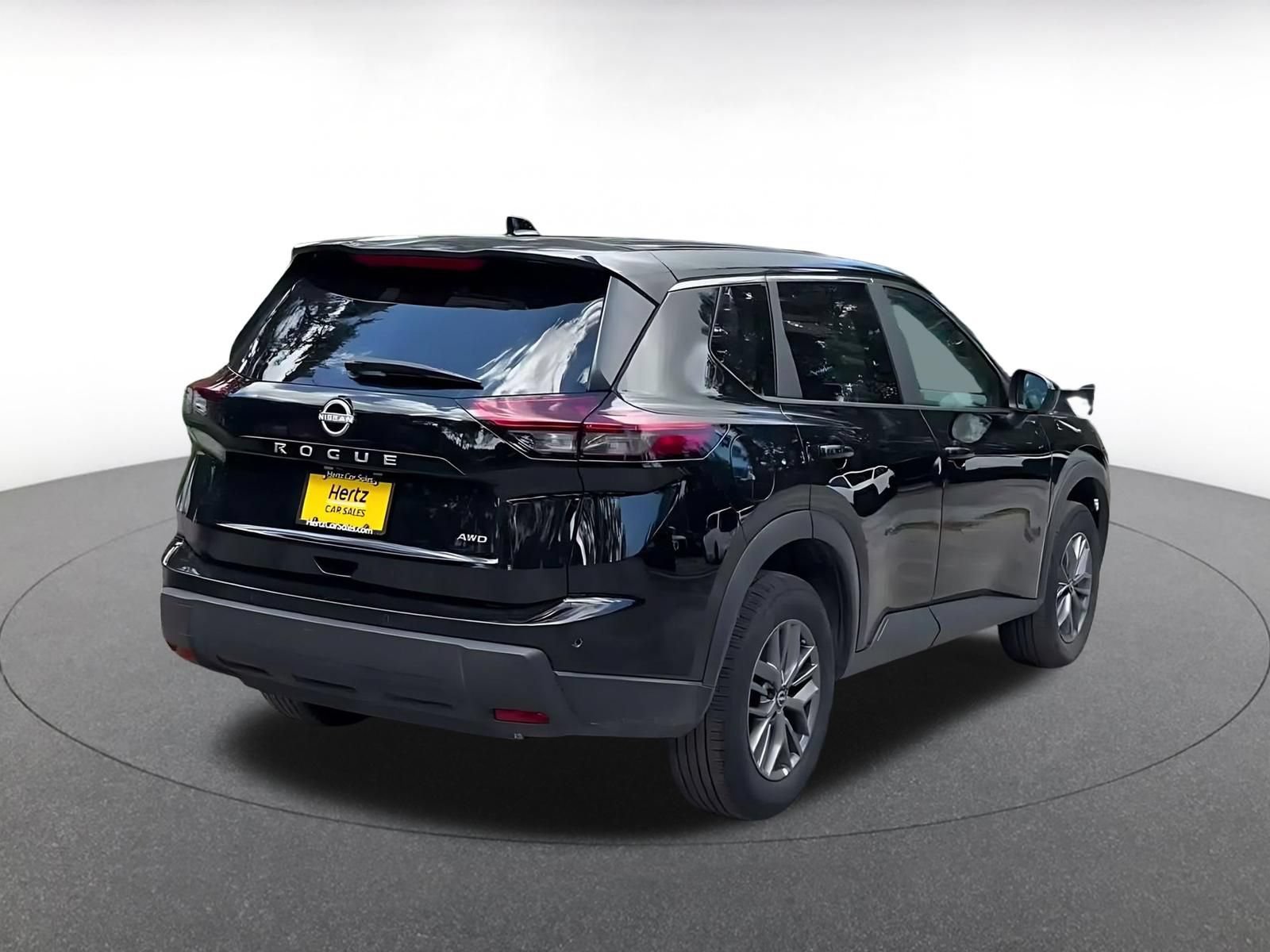 Used 2026 Nissan Rogue SV AWD/4WD image 13